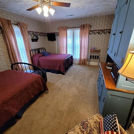 Prairie House Manor Bed And Breakfast De Smet Bagian luar foto