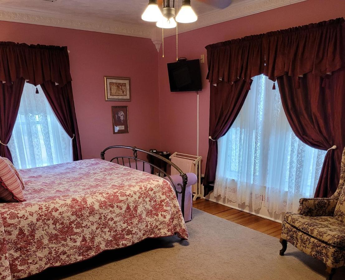 Prairie House Manor Bed And Breakfast De Smet Bagian luar foto