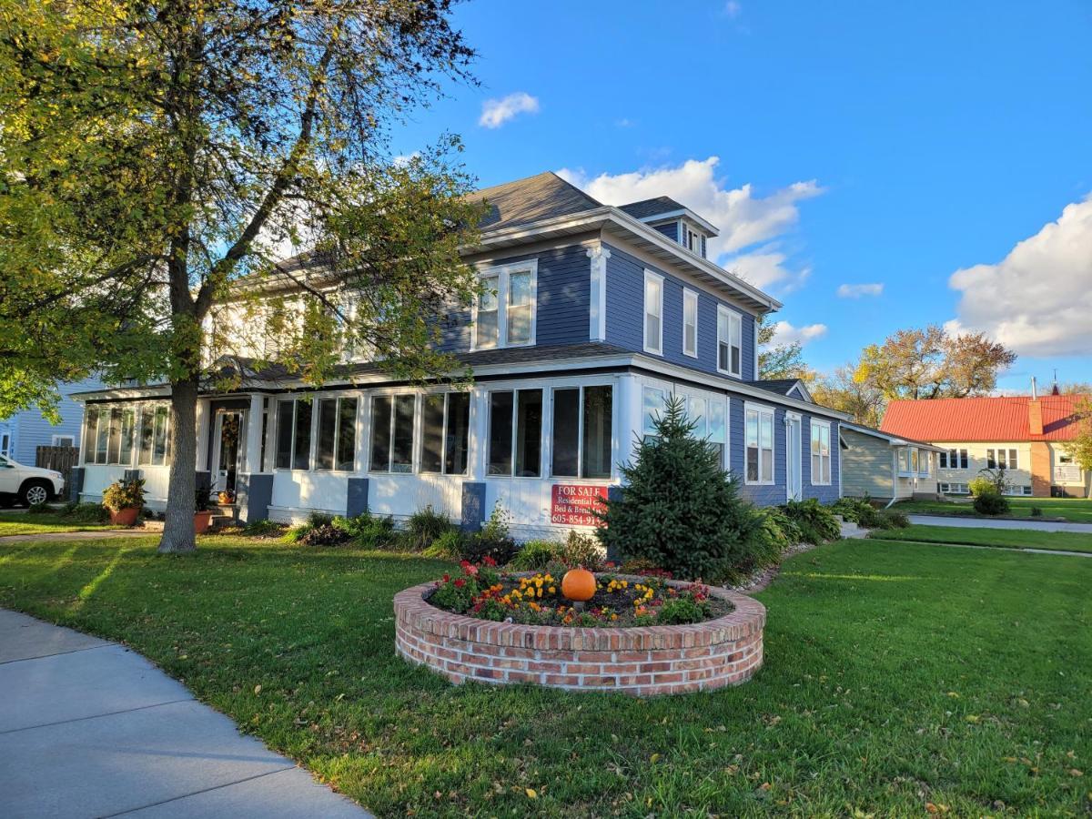 Prairie House Manor Bed And Breakfast De Smet Bagian luar foto
