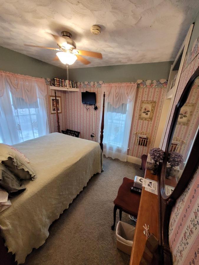 Prairie House Manor Bed And Breakfast De Smet Bagian luar foto